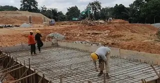 মালয়েশিয়ায় আবারও বিদেশি কর্মী নিয়োগ: সুযোগ নাকি চ্যালেঞ্জ?